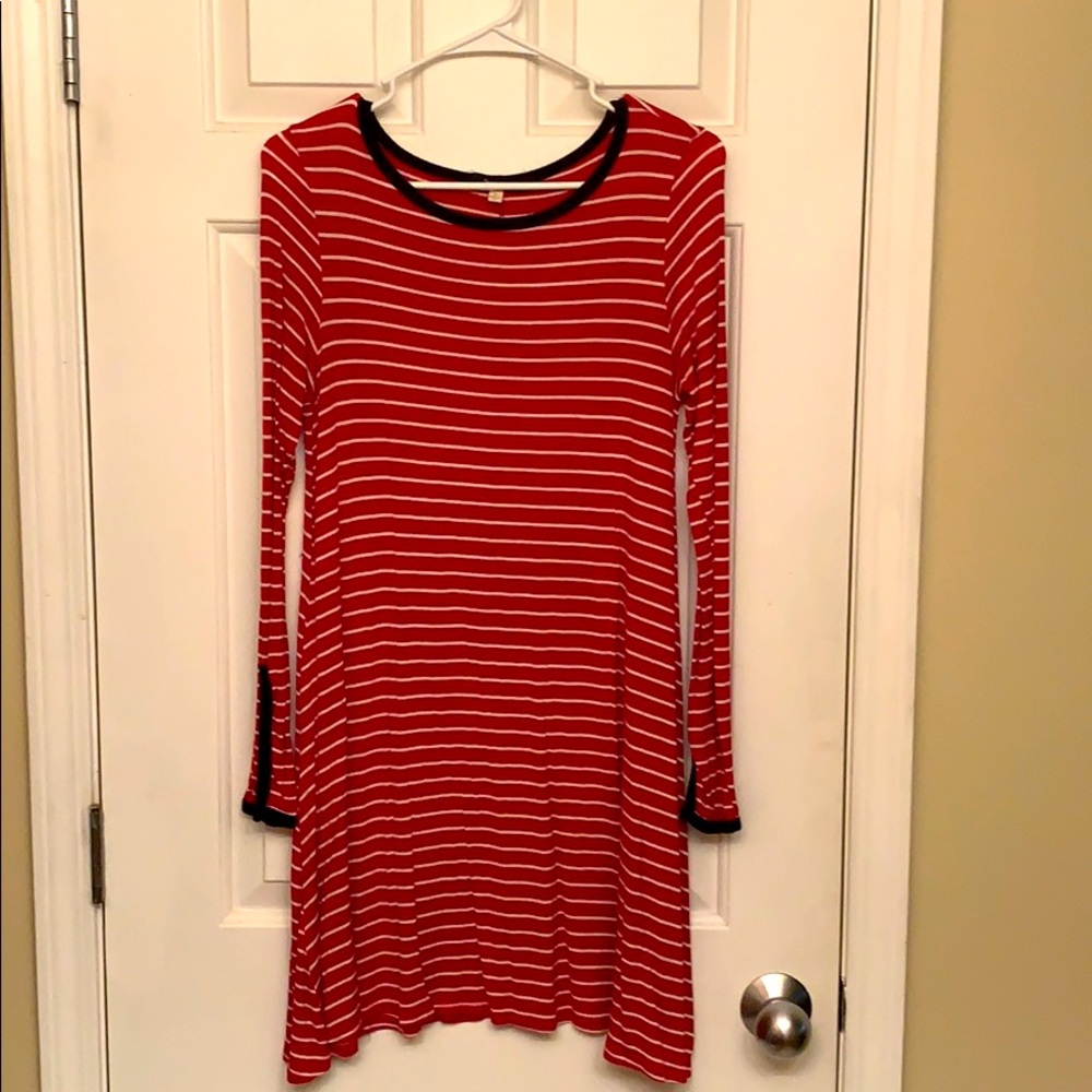 Red long sleeve dress